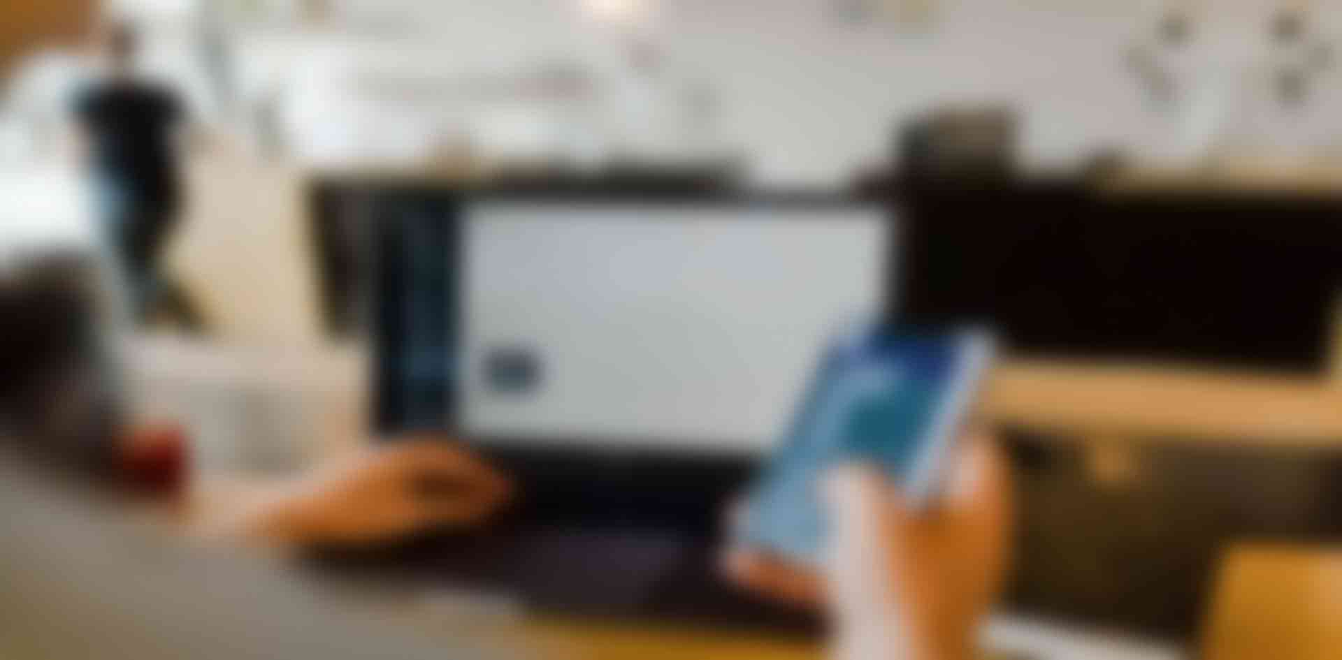 如何轰炸对方手机号